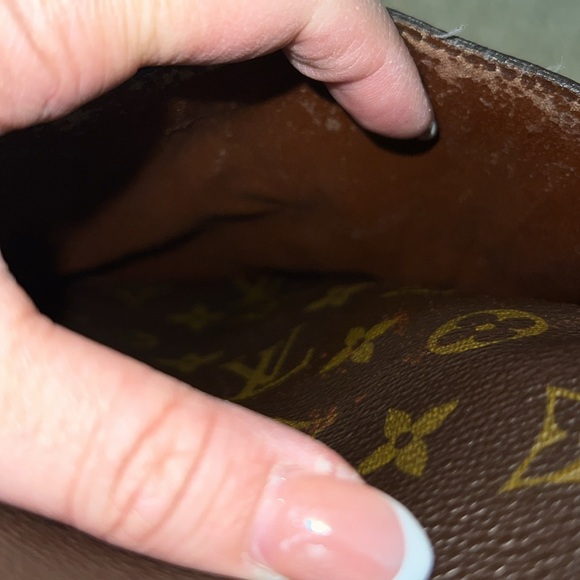 Authentic Lv purse - Picture 10 of 10